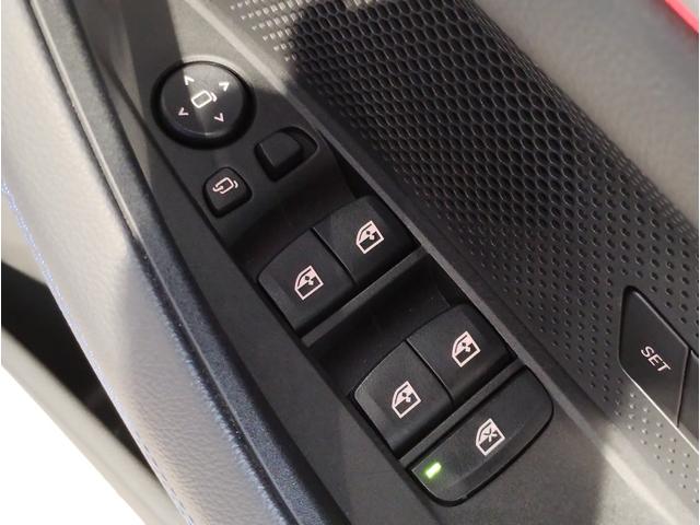 4シリーズ 420iグランクーペ Mスポーツ 1オーナー 後期モデル カーブドディスプレイ 後期ステアリング 全周囲カメラ 電動リアゲート ヘッドアップディスプレイ 電動シート 衝突軽減ブレーキ シートヒーター パドルシフト アンビエントライト(76枚目)