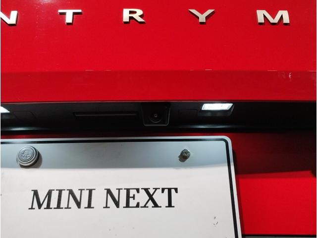 ＭＩＮＩ カントリーマンＳオール４　フェイバリット・トリム　デモレンタ　ワンオーナー　Ｍパッケージ　フェイバリットトリム　ハーマンカードン　電動シート　電動テールゲート　１９インチＡＷ　全周囲カメラ　障害物センサー　追従式クルコン　ヘッドアップディスプレイ（18枚目）