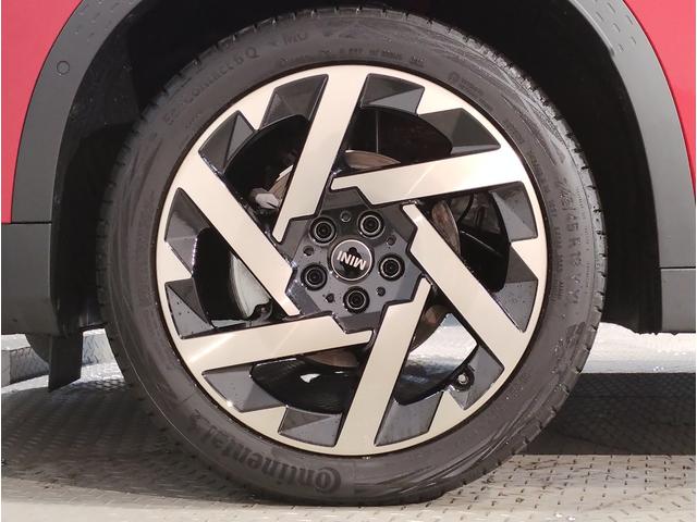 ＭＩＮＩ カントリーマンＳオール４　フェイバリット・トリム　デモレンタ　ワンオーナー　Ｍパッケージ　フェイバリットトリム　ハーマンカードン　電動シート　電動テールゲート　１９インチＡＷ　全周囲カメラ　障害物センサー　追従式クルコン　ヘッドアップディスプレイ（64枚目）