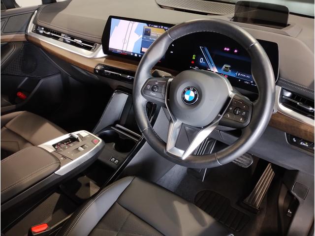 ☆ご来店頂くのお客様へ☆電車でお越しの際は『箕面萱野駅』までお越し頂き、『南出入口』より徒歩約５分で御座います。詳しくはスタッフまでお尋ねください。☆お車でお越しの際は店舗駐車場が御座います☆