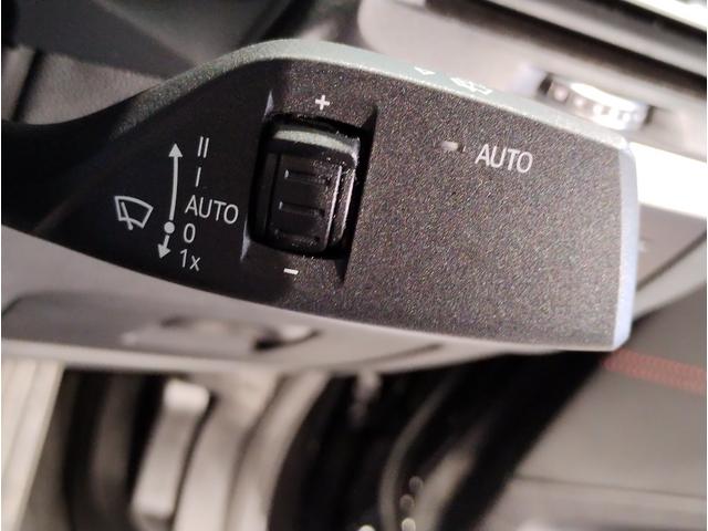 X4 xDrive 20d Mスポーツ 後期モデル ワンオーナー 全周囲カメラ 障害物センサー 追従式クルーズコントロール ヘッドアップディスプレイ LEDヘッドライト ブラックレザー シートヒーター 電動シート 電動テールゲート ETC(16枚目)