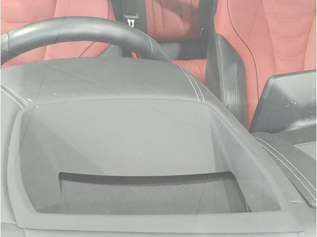 8シリーズ 840dxDriveグランクーペエクスクルシブMスポ サンルーフ フィオナレッドメリノレザー クリスタルシフト レーザーライト harman/kardon 全周囲カメラ ソフトクローズ 地デジ 20インチAW 前後シートヒーター シートベンチレーション(11枚目)