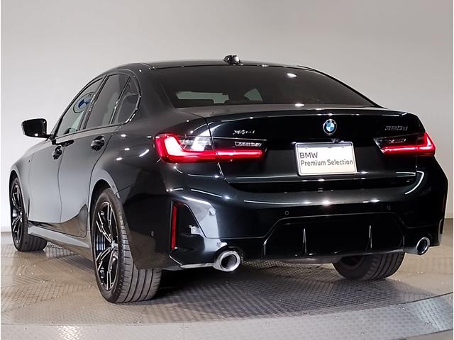 3シリーズ 320d xDrive Mスポーツ ワンオーナー コニャックレザー シートヒーター 全周囲カメラ 追従型クルコン ヘッドアップディスプレイ パドルシフト ワイヤレスチャージ LEDヘッドライト 電動リアゲート 純正18インチアルミ(9枚目)