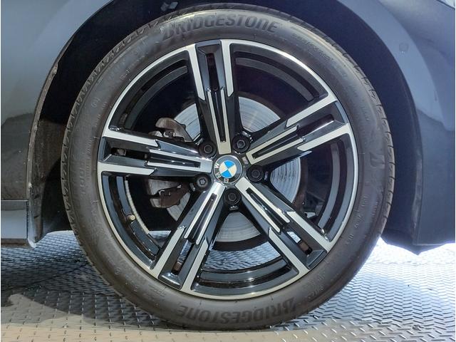3シリーズ 320d xDrive Mスポーツ ワンオーナー コニャックレザー シートヒーター 全周囲カメラ 追従型クルコン ヘッドアップディスプレイ パドルシフト ワイヤレスチャージ LEDヘッドライト 電動リアゲート 純正18インチアルミ(19枚目)