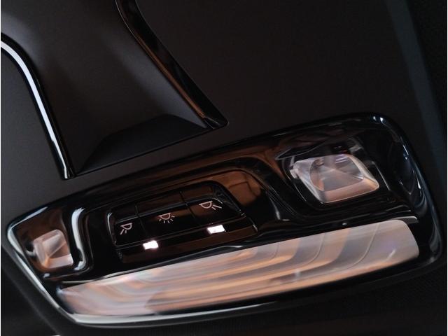 3シリーズ 320d xDrive Mスポーツ ワンオーナー コニャックレザー シートヒーター 全周囲カメラ 追従型クルコン ヘッドアップディスプレイ パドルシフト ワイヤレスチャージ LEDヘッドライト 電動リアゲート 純正18インチアルミ(73枚目)