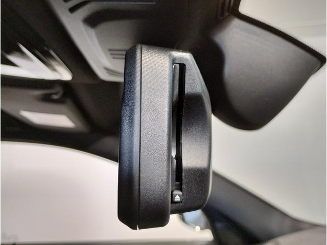 ☆最新設備の整備工場完備店舗！☆ドイツ本社と同様の教育・訓練を受けた経験豊富な専門のメカニックが徹底的にチェック、整備した後にお引渡しとなります☆