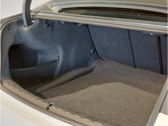 ☆最新設備の整備工場完備店舗！☆ドイツ本社と同様の教育・訓練を受けた経験豊富な専門のメカニックが徹底的にチェック、整備した後にお引渡しとなります☆