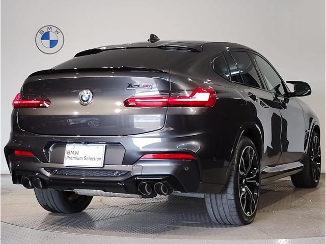 Ｘ４ Ｍ コンペティション　５１０馬力　ＭドライバーズＰ　カーボンインテリア　Ｍブレーキ　ハーマンカードン　ブラックレザー　シートヒーター　ベンチレーションシート　ＬＥＤヘッドライト　２１インチＡＷ　追従式クルコン　全周囲カメラ（8枚目）