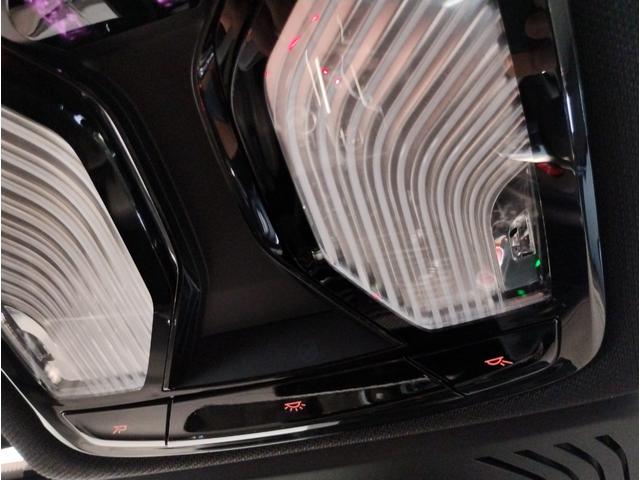 Ｘ４ Ｍ コンペティション　５１０馬力　ＭドライバーズＰ　カーボンインテリア　Ｍブレーキ　ハーマンカードン　ブラックレザー　シートヒーター　ベンチレーションシート　ＬＥＤヘッドライト　２１インチＡＷ　追従式クルコン　全周囲カメラ（15枚目）