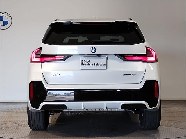 X1 sDrive 18i Mスポーツ 元弊社デモカー ワンオーナー 全周囲カメラ 障害物センサー 追従式クルコン ヘッドアップディスプレイ 電動シート シートヒーター 電動テールゲート コンフォートアクセス LEDヘッドライト ETC(7枚目)