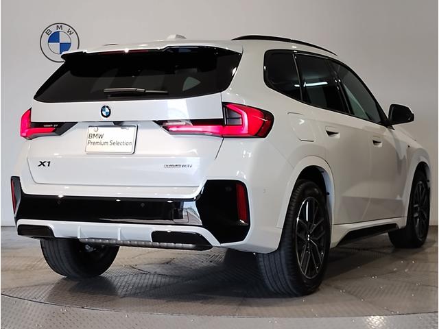 X1 sDrive 18i Mスポーツ 元弊社デモカー ワンオーナー 全周囲カメラ 障害物センサー 追従式クルコン ヘッドアップディスプレイ 電動シート シートヒーター 電動テールゲート コンフォートアクセス LEDヘッドライト ETC(8枚目)