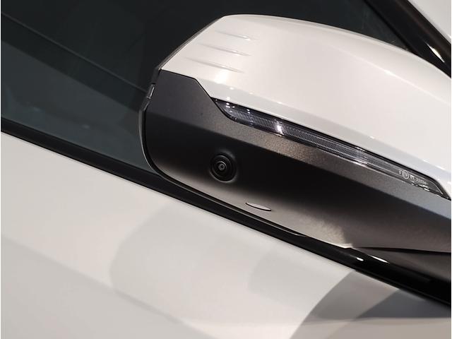 X1 sDrive 18i Mスポーツ 元弊社デモカー ワンオーナー 全周囲カメラ 障害物センサー 追従式クルコン ヘッドアップディスプレイ 電動シート シートヒーター 電動テールゲート コンフォートアクセス LEDヘッドライト ETC(15枚目)