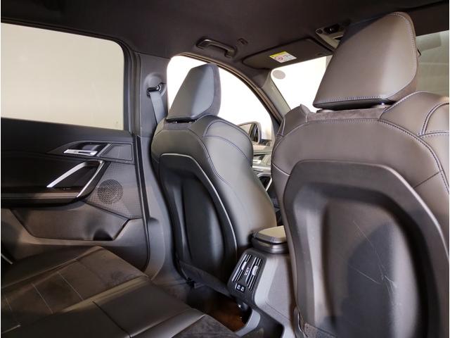 X1 sDrive 18i Mスポーツ 元弊社デモカー ワンオーナー 全周囲カメラ 障害物センサー 追従式クルコン ヘッドアップディスプレイ 電動シート シートヒーター 電動テールゲート コンフォートアクセス LEDヘッドライト ETC(26枚目)