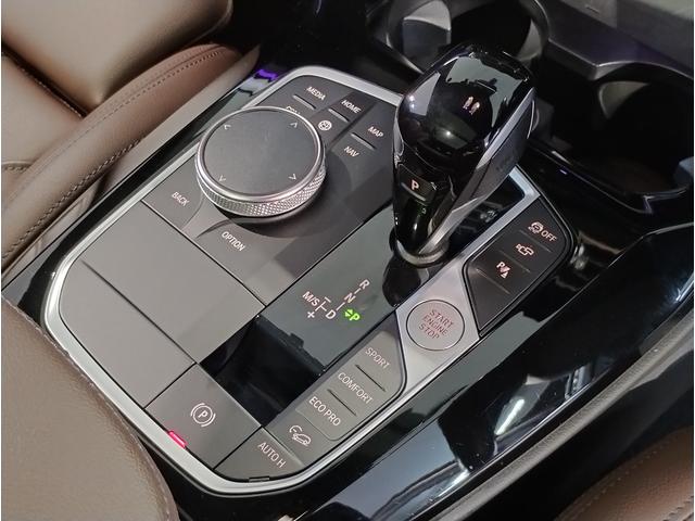 X3 M40d 後期モデル パノラマサンルーフ Mブレーキ Harmankardon モカレザー シートヒーター ハンドルヒーター リアアジャストメント 純正HDDナビ 全周囲 リアサイドローラー リア電動リアゲート(46枚目)