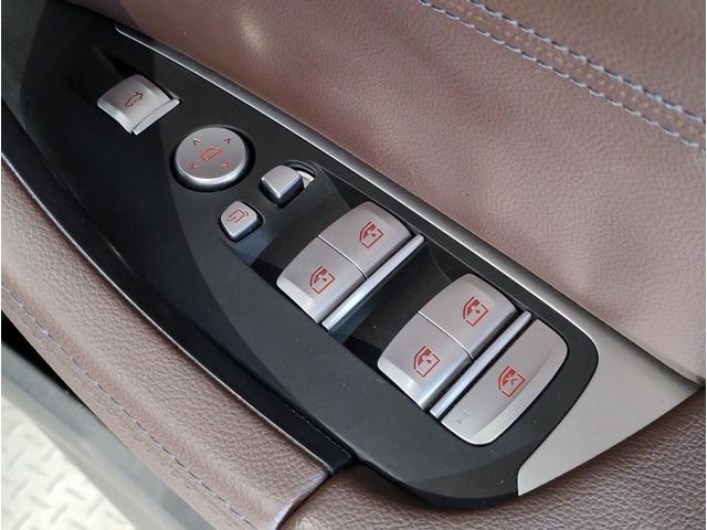 X3 M40d 後期モデル パノラマサンルーフ Mブレーキ Harmankardon モカレザー シートヒーター ハンドルヒーター リアアジャストメント 純正HDDナビ 全周囲 リアサイドローラー リア電動リアゲート(50枚目)