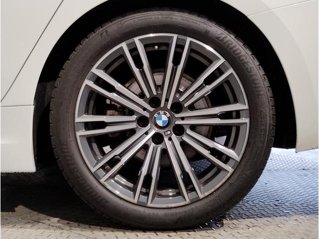 ３シリーズ ３２０ｉツーリング　Ｍスポーツ　ハイラインパッケージ　ワンオーナー　黒レザー　シートヒーター　ウッドパネル　パドルシフト　電動リアゲート　追従型クルーズコントロール　ワイヤレス充電　メモリ機能付パワーシート　ＬＥＤヘッドライト　パーキングアシストプラス（21枚目）
