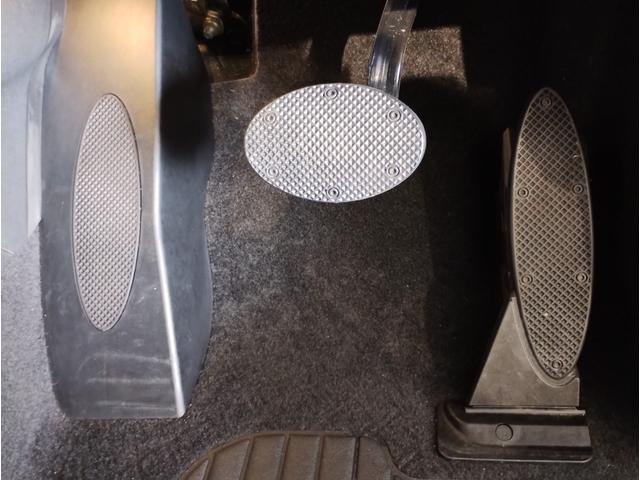 ＭＩＮＩは歴史的なレース【モンテカルロラリー】で２度の優勝！！規定違反による失格も含めれば３度の優勝を誇るれっきとしたレーシングカーです！