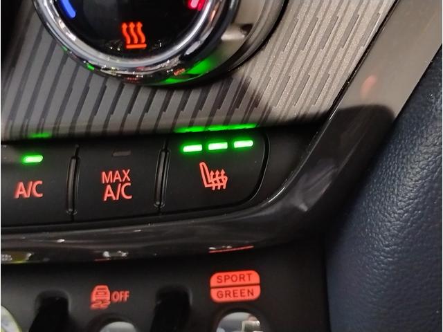 ☆人間工学に基づいて設計されたシートは適度なクッション性が有り、長時間のドライブにおいても疲労感が出ないようになっております☆