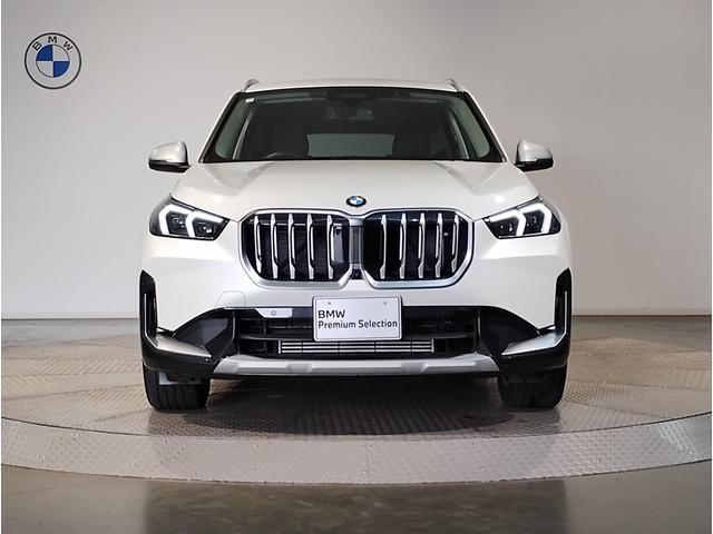Ｘ１ ｘＤｒｉｖｅ　２０ｄ　ｘライン　ハイラインパッケージ　元レンタ　ブラックレザー　シートヒーター　カーブドディスプレイ　全周囲カメラ　障害物センサー　電動シート　電動リアゲート　追従式クルコン　ヘッドアップディスプレイ　ＬＥＤ　ＥＴＣ　純正１８インチＡＷ（5枚目）