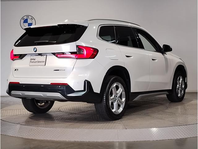 Ｘ１ ｘＤｒｉｖｅ　２０ｄ　ｘライン　ハイラインパッケージ　元レンタ　ブラックレザー　シートヒーター　カーブドディスプレイ　全周囲カメラ　障害物センサー　電動シート　電動リアゲート　追従式クルコン　ヘッドアップディスプレイ　ＬＥＤ　ＥＴＣ　純正１８インチＡＷ（8枚目）