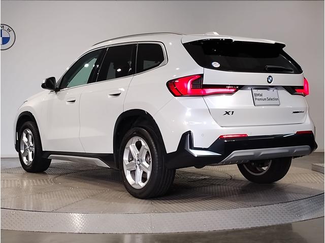 Ｘ１ ｘＤｒｉｖｅ　２０ｄ　ｘライン　ハイラインパッケージ　元レンタ　ブラックレザー　シートヒーター　カーブドディスプレイ　全周囲カメラ　障害物センサー　電動シート　電動リアゲート　追従式クルコン　ヘッドアップディスプレイ　ＬＥＤ　ＥＴＣ　純正１８インチＡＷ（10枚目）