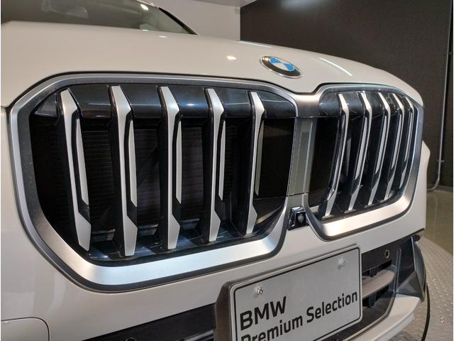 Ｘ１ ｘＤｒｉｖｅ　２０ｄ　ｘライン　ハイラインパッケージ　元レンタ　ブラックレザー　シートヒーター　カーブドディスプレイ　全周囲カメラ　障害物センサー　電動シート　電動リアゲート　追従式クルコン　ヘッドアップディスプレイ　ＬＥＤ　ＥＴＣ　純正１８インチＡＷ（14枚目）