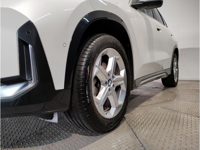 Ｘ１ ｘＤｒｉｖｅ　２０ｄ　ｘライン　ハイラインパッケージ　元レンタ　ブラックレザー　シートヒーター　カーブドディスプレイ　全周囲カメラ　障害物センサー　電動シート　電動リアゲート　追従式クルコン　ヘッドアップディスプレイ　ＬＥＤ　ＥＴＣ　純正１８インチＡＷ（16枚目）