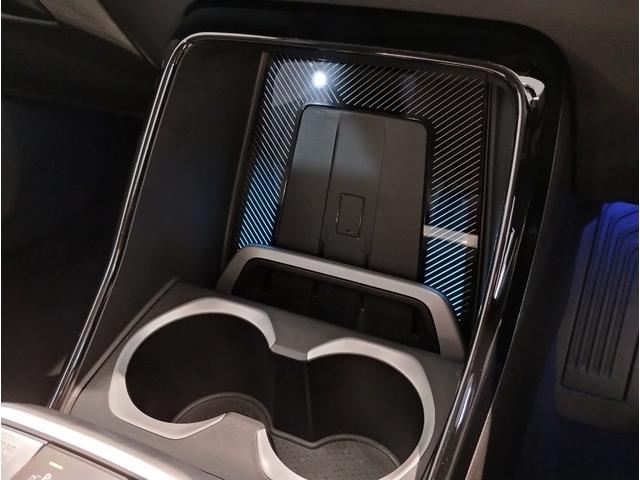 Ｘ１ ｘＤｒｉｖｅ　２０ｄ　ｘライン　ハイラインパッケージ　元レンタ　ブラックレザー　シートヒーター　カーブドディスプレイ　全周囲カメラ　障害物センサー　電動シート　電動リアゲート　追従式クルコン　ヘッドアップディスプレイ　ＬＥＤ　ＥＴＣ　純正１８インチＡＷ（49枚目）