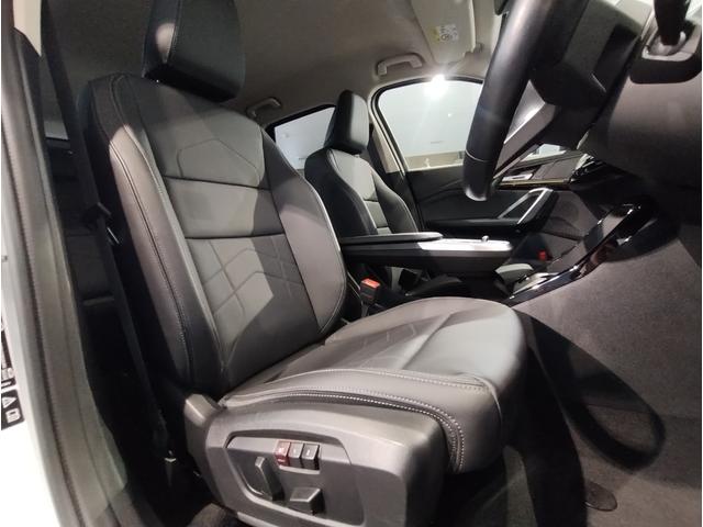 Ｘ１ ｘＤｒｉｖｅ　２０ｄ　ｘライン　ハイラインパッケージ　元レンタ　ブラックレザー　シートヒーター　カーブドディスプレイ　全周囲カメラ　障害物センサー　電動シート　電動リアゲート　追従式クルコン　ヘッドアップディスプレイ　ＬＥＤ　ＥＴＣ　純正１８インチＡＷ（60枚目）