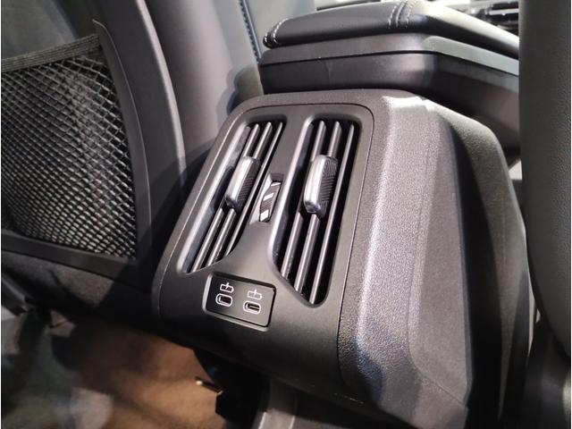 Ｘ１ ｘＤｒｉｖｅ　２０ｄ　ｘライン　ハイラインパッケージ　元レンタ　ブラックレザー　シートヒーター　カーブドディスプレイ　全周囲カメラ　障害物センサー　電動シート　電動リアゲート　追従式クルコン　ヘッドアップディスプレイ　ＬＥＤ　ＥＴＣ　純正１８インチＡＷ（65枚目）