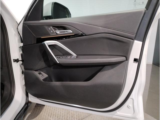 Ｘ１ ｘＤｒｉｖｅ　２０ｄ　ｘライン　ハイラインパッケージ　元レンタ　ブラックレザー　シートヒーター　カーブドディスプレイ　全周囲カメラ　障害物センサー　電動シート　電動リアゲート　追従式クルコン　ヘッドアップディスプレイ　ＬＥＤ　ＥＴＣ　純正１８インチＡＷ（67枚目）