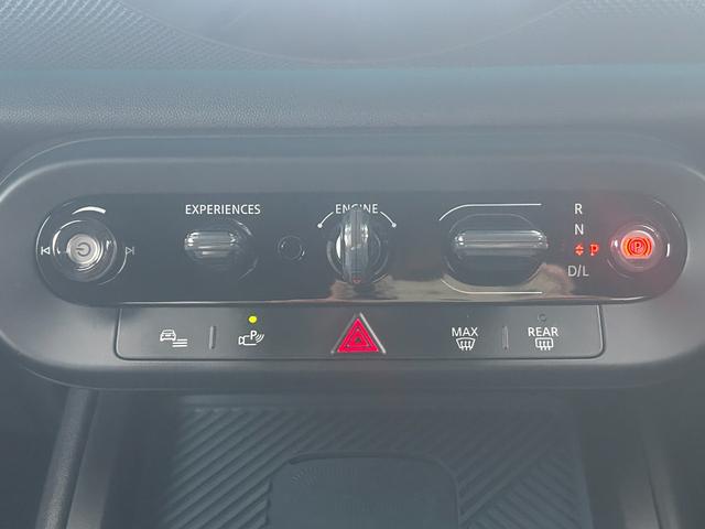 MINI カントリーマンD フェイバリット・トリム 元弊社デモカー ワンオーナー フェイバリットトリム Mパッケージ ハーマンカードン 全周囲カメラ 障害物センサー 追従式クルコン ヘッドアップディスプレイ 電動シート シートヒーター ハンドルヒーター(49枚目)