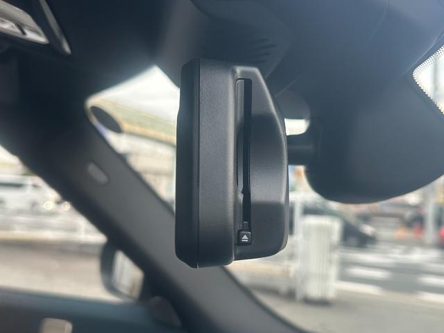 MINI カントリーマンD フェイバリット・トリム 元弊社デモカー ワンオーナー フェイバリットトリム Mパッケージ ハーマンカードン 全周囲カメラ 障害物センサー 追従式クルコン ヘッドアップディスプレイ 電動シート シートヒーター ハンドルヒーター(58枚目)