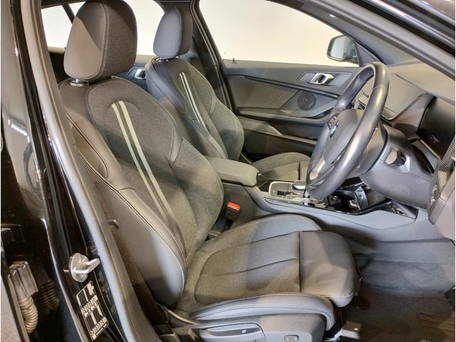 １シリーズ １１６ｉ　元レンタ　ライブコックピット　追従式クルーズコントロール　純正ＨＤＤナビ　バックカメラ　障害物センサー　ＬＥＤヘッドライト　ワイヤレス充電　純正１７インチＡＷ　ミラーＥＴＣ　インテリジェントセーフティ（18枚目）