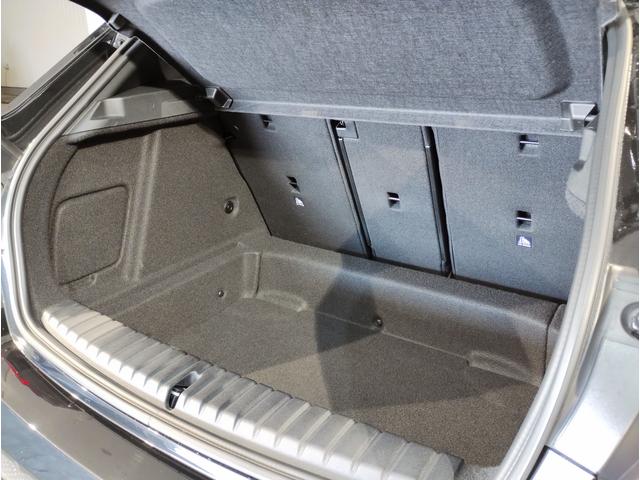 １シリーズ １１６ｉ　元レンタ　ライブコックピット　追従式クルーズコントロール　純正ＨＤＤナビ　バックカメラ　障害物センサー　ＬＥＤヘッドライト　ワイヤレス充電　純正１７インチＡＷ　ミラーＥＴＣ　インテリジェントセーフティ（38枚目）