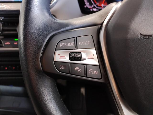 １シリーズ １１６ｉ　元レンタ　ライブコックピット　追従式クルーズコントロール　純正ＨＤＤナビ　バックカメラ　障害物センサー　ＬＥＤヘッドライト　ワイヤレス充電　純正１７インチＡＷ　ミラーＥＴＣ　インテリジェントセーフティ（40枚目）