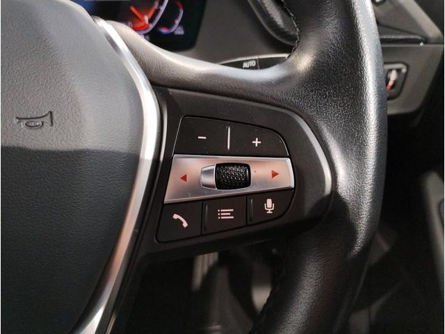 １シリーズ １１６ｉ　元レンタ　ライブコックピット　追従式クルーズコントロール　純正ＨＤＤナビ　バックカメラ　障害物センサー　ＬＥＤヘッドライト　ワイヤレス充電　純正１７インチＡＷ　ミラーＥＴＣ　インテリジェントセーフティ（56枚目）