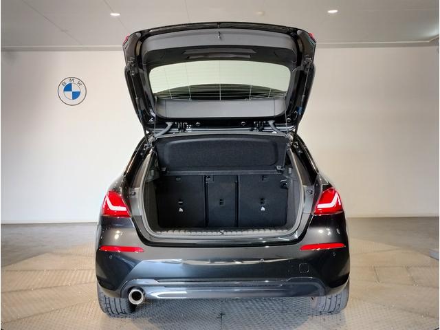 １シリーズ １１６ｉ　元レンタ　ライブコックピット　追従式クルーズコントロール　純正ＨＤＤナビ　バックカメラ　障害物センサー　ＬＥＤヘッドライト　ワイヤレス充電　純正１７インチＡＷ　ミラーＥＴＣ　インテリジェントセーフティ（61枚目）