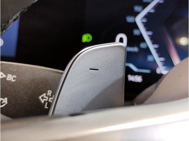 ３シリーズ ３２０ｉ　Ｍスポーツ　後期モデル　ハーフレザー　シートヒーター　ヘッドアップディスプレイ　カーブドディスプレイ　全周囲カメラ　障害物センサー　純正１８ＡＷ　追従式クルコン　パドルシフト　電動リアゲート　電動シート　ＬＥＤ（25枚目）