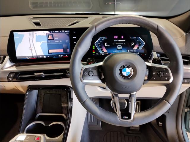 Ｘ２ ｘＤｒｉｖｅ　２０ｉ　Ｍスポーツハイラインパッケージ　１オーナー　下取車　オイスターレザー　シートヒーター　ハンドルヒーター　カーブドディスプレイ　全周囲カメラ　ヘッドアップディスプレイ　追従式クルコン　パドルシフト　電動シート　電動リアゲート　１９ＡＷ（19枚目）