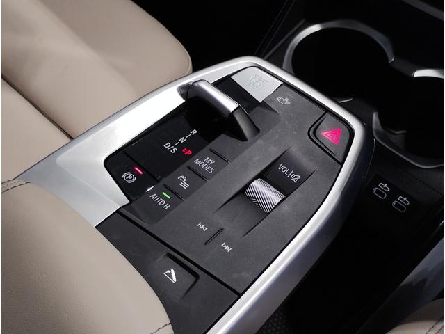 Ｘ２ ｘＤｒｉｖｅ　２０ｉ　Ｍスポーツハイラインパッケージ　１オーナー　下取車　オイスターレザー　シートヒーター　ハンドルヒーター　カーブドディスプレイ　全周囲カメラ　ヘッドアップディスプレイ　追従式クルコン　パドルシフト　電動シート　電動リアゲート　１９ＡＷ（48枚目）