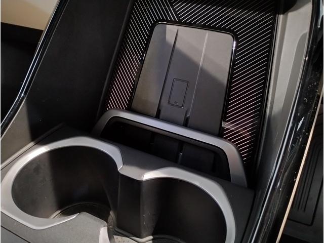 Ｘ２ ｘＤｒｉｖｅ　２０ｉ　Ｍスポーツハイラインパッケージ　１オーナー　下取車　オイスターレザー　シートヒーター　ハンドルヒーター　カーブドディスプレイ　全周囲カメラ　ヘッドアップディスプレイ　追従式クルコン　パドルシフト　電動シート　電動リアゲート　１９ＡＷ（51枚目）