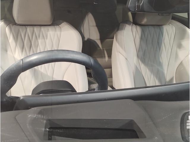 Ｘ２ ｘＤｒｉｖｅ　２０ｉ　Ｍスポーツハイラインパッケージ　１オーナー　下取車　オイスターレザー　シートヒーター　ハンドルヒーター　カーブドディスプレイ　全周囲カメラ　ヘッドアップディスプレイ　追従式クルコン　パドルシフト　電動シート　電動リアゲート　１９ＡＷ（67枚目）