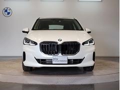 ☆ＢＭＷの代名詞とも言える【キドニーグリル】一目見ただけでＢＭＷ車であると認識できる確固たるアイコンとして存在感を放ちます☆ 6