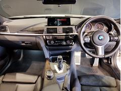 ☆センターパネルを運転席側に僅かに傾けたＢＭＷ独特のインパネ☆【駆け抜ける歓び】はここからもスタートしております☆ 5