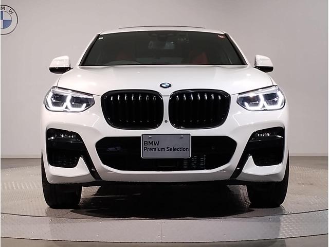 Ｘ４ ｘＤｒｉｖｅ　２０ｄ　Ｍスポーツ　フィオナレッドレザー・パノラマガラスサンルーフ・２０インチオプションＡＷ・ワンオーナー・ヘッドアップディスプレイ・電動トランク・全周囲カメラ・アクティブクルーズコントロール・リアシートアジャストメント（5枚目）