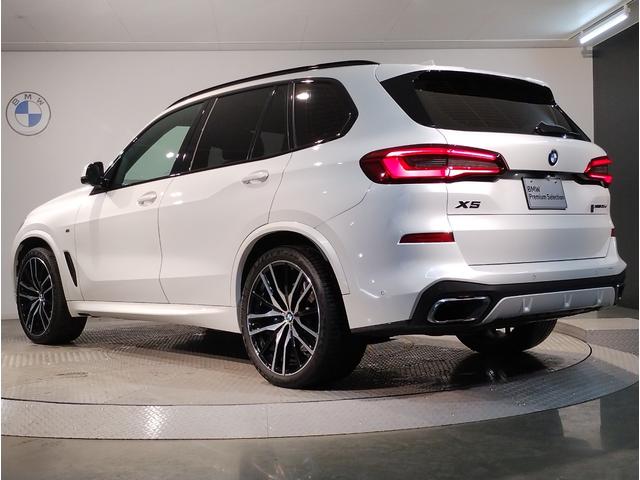 Ｘ５ ｘＤｒｉｖｅ　３５ｄ　Ｍスポーツ　ワンオーナー・スカイラウンジパノラマガラスサンルーフ・クリスタルシフト・保冷保温カップホルダー・２２インチＡＷ・ベンチレーションシート・ハーマンカードンスピーカー・ステアリングヒーター（6枚目）