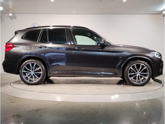 ｘＤｒｉｖｅ　２０ｄ　Ｍスポーツ　ハイライン／イノベーションＰＫＧ　モカレザー　ヘッドアップディスプレイ　シートヒーター　ジェスチャーコントロール　全周囲カメラ　衝突軽減ブレーキ　電動トランク　純正ＨＤＤナビ　地デジ　純正ＯＰ２０ＡＷ(10枚目)