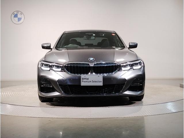 ３２０ｉ　Ｍスポーツ　ヘッドアップディスプレイ　アクティブクルーズコントロール　ＬＥＤヘッドライト　シートヒーター　電動トランク　衝突軽減ブレーキ　純正ＨＤＤナビ　バックカメラ　コンフォートアクセス　純正１８インチＡＷ(5枚目)