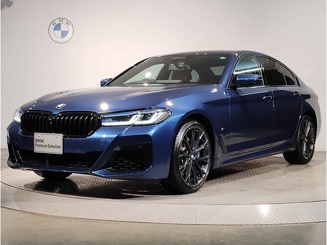 ５シリーズ ５３０ｉ　Ｍスポーツ　Ｉｎｄｉｖｉｄｕａｌフルメリノレザーシート・Ｉｎｄｉｖｉｄｕａｌアルカンターラルーフ・オプション２０インチＡＷ・リモートパーキング・マッサージ機能付ベンチレーションシート・全周囲カメラ・電動トランク（32枚目）